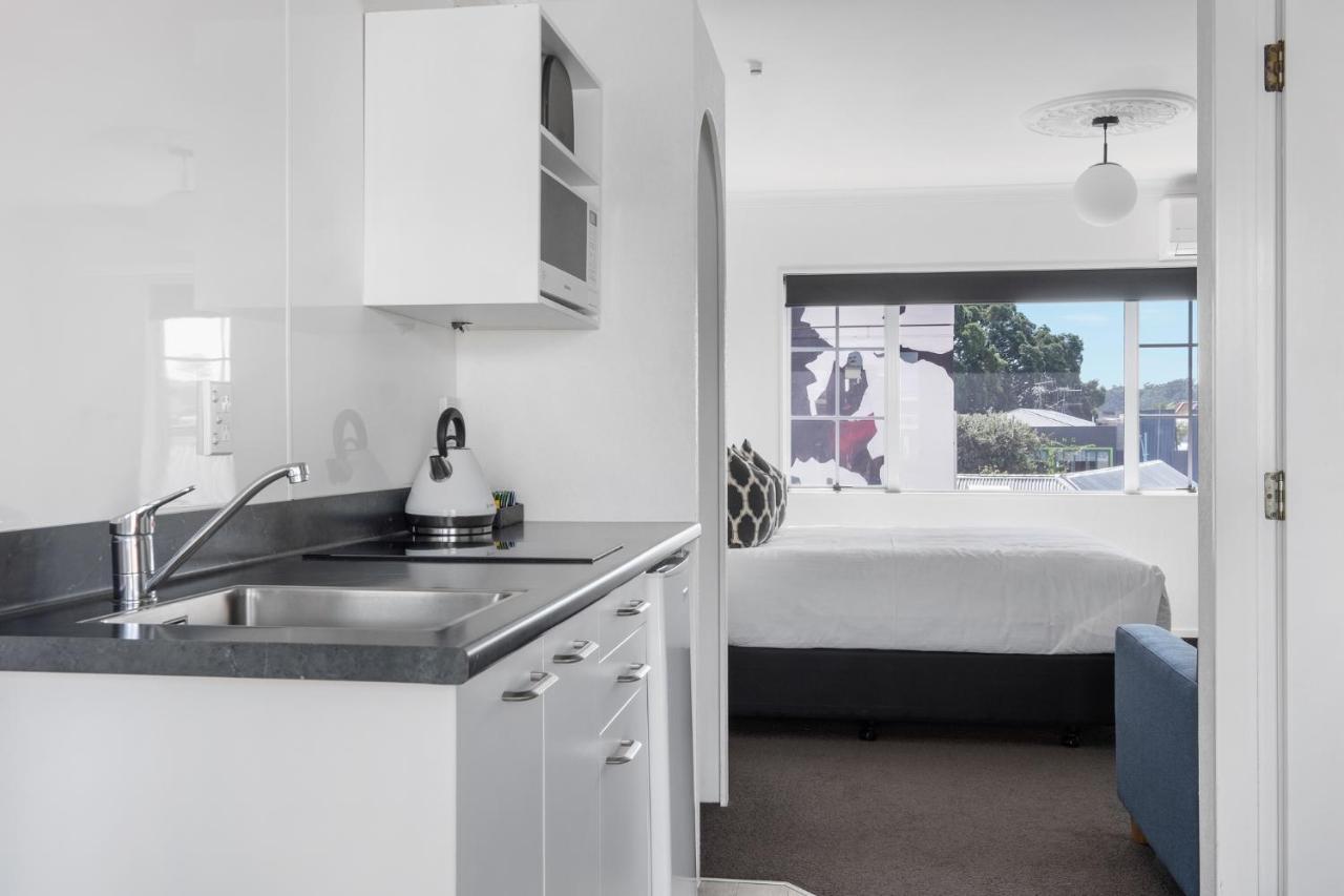 The Mission Belle 3*